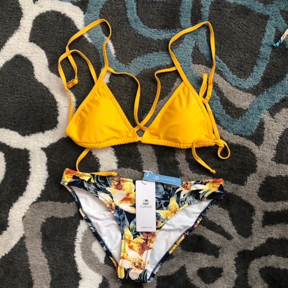 CUPSHE Bikini